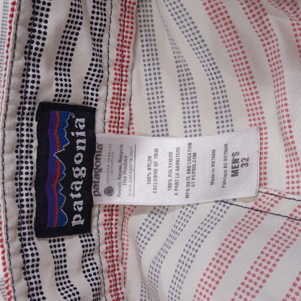 PATAGONIA SHORT. - Picture 5 of 17